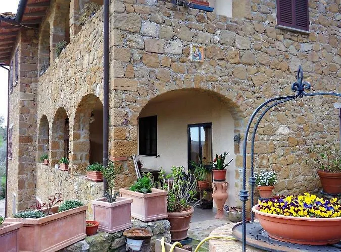 La Chiusa Dei Monaci * 卡斯特姆苏